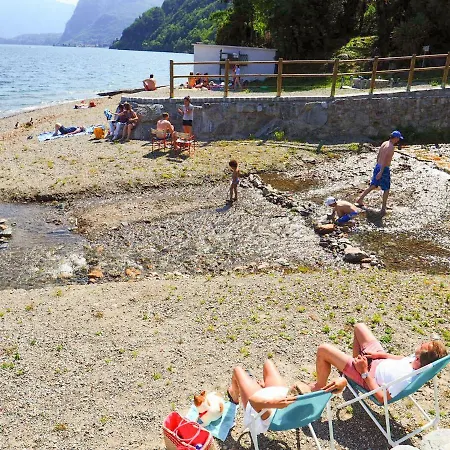 Le Quattro Stagioni Lakeview Apartamento Acquaseria