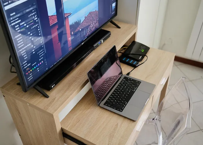 Le Quattro Stagioni Lakeview