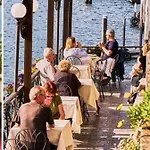 Le Quattro Stagioni Lakeview
